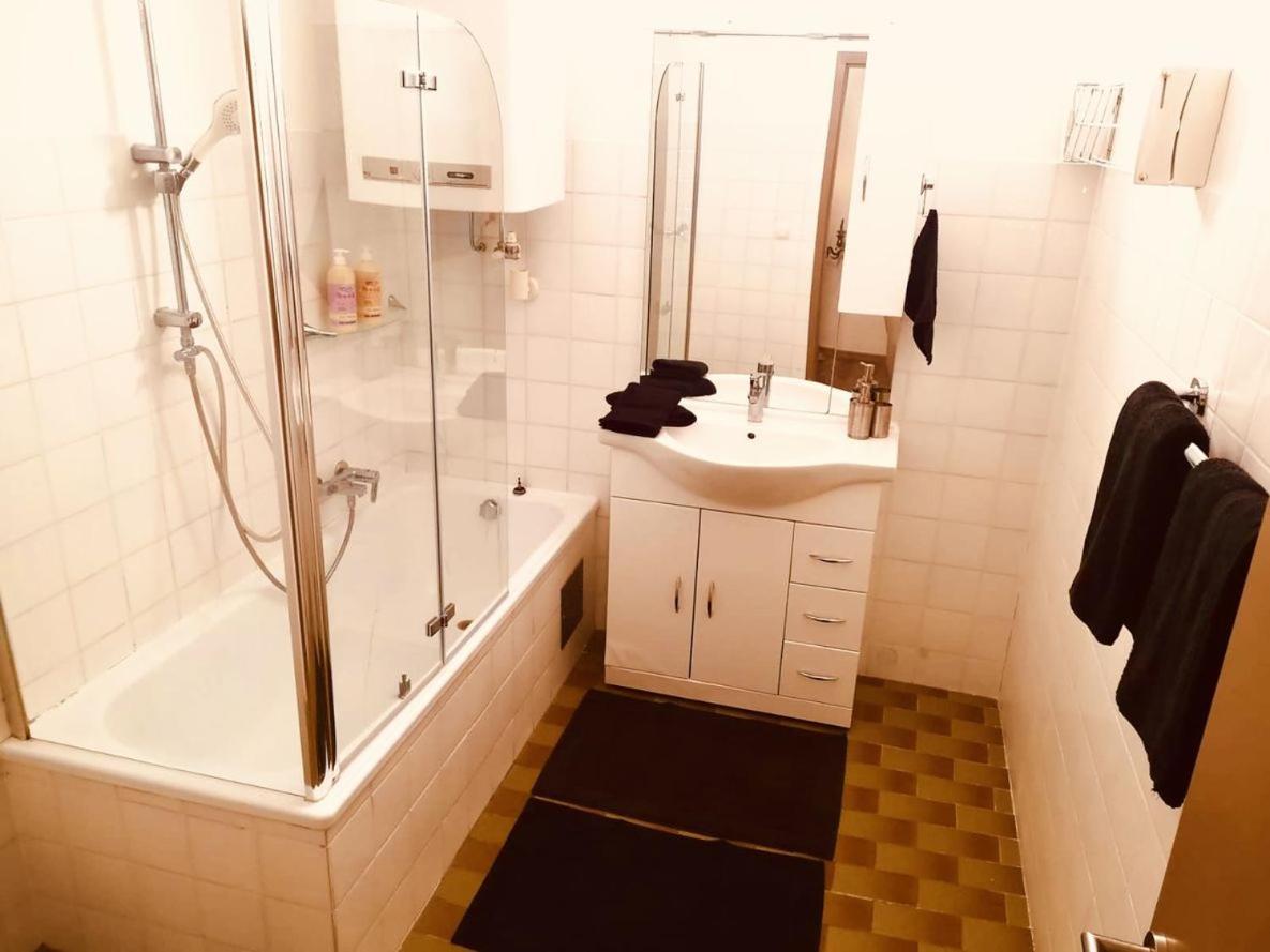Thermenland-Traum Apartment Фюрстенфелд Екстериор снимка